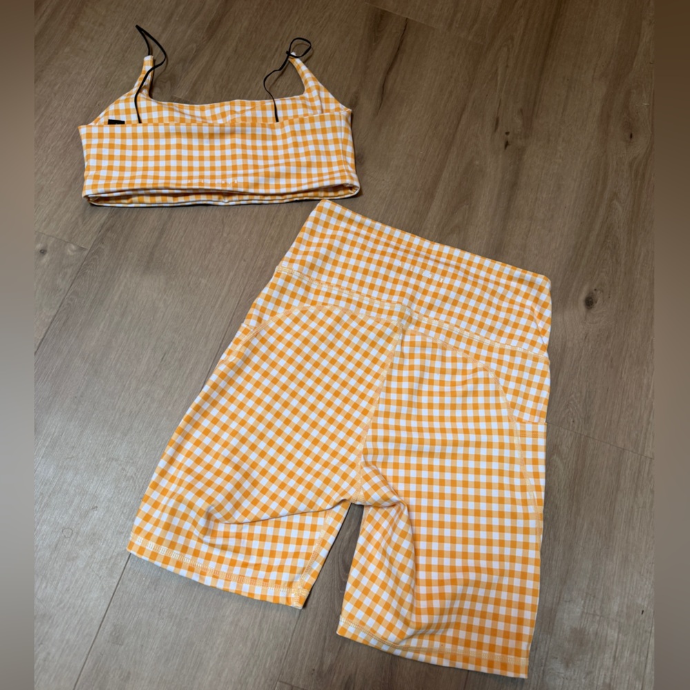 NWOT Allfenix gingham plaid workout set - Picture 3 of 7